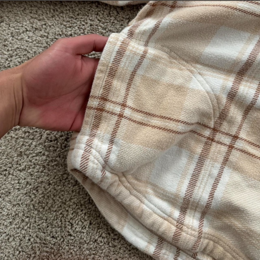 American Eagle Outfitters Beige & Cream Plaid Hooded Crop Top - Picture 5 of 6